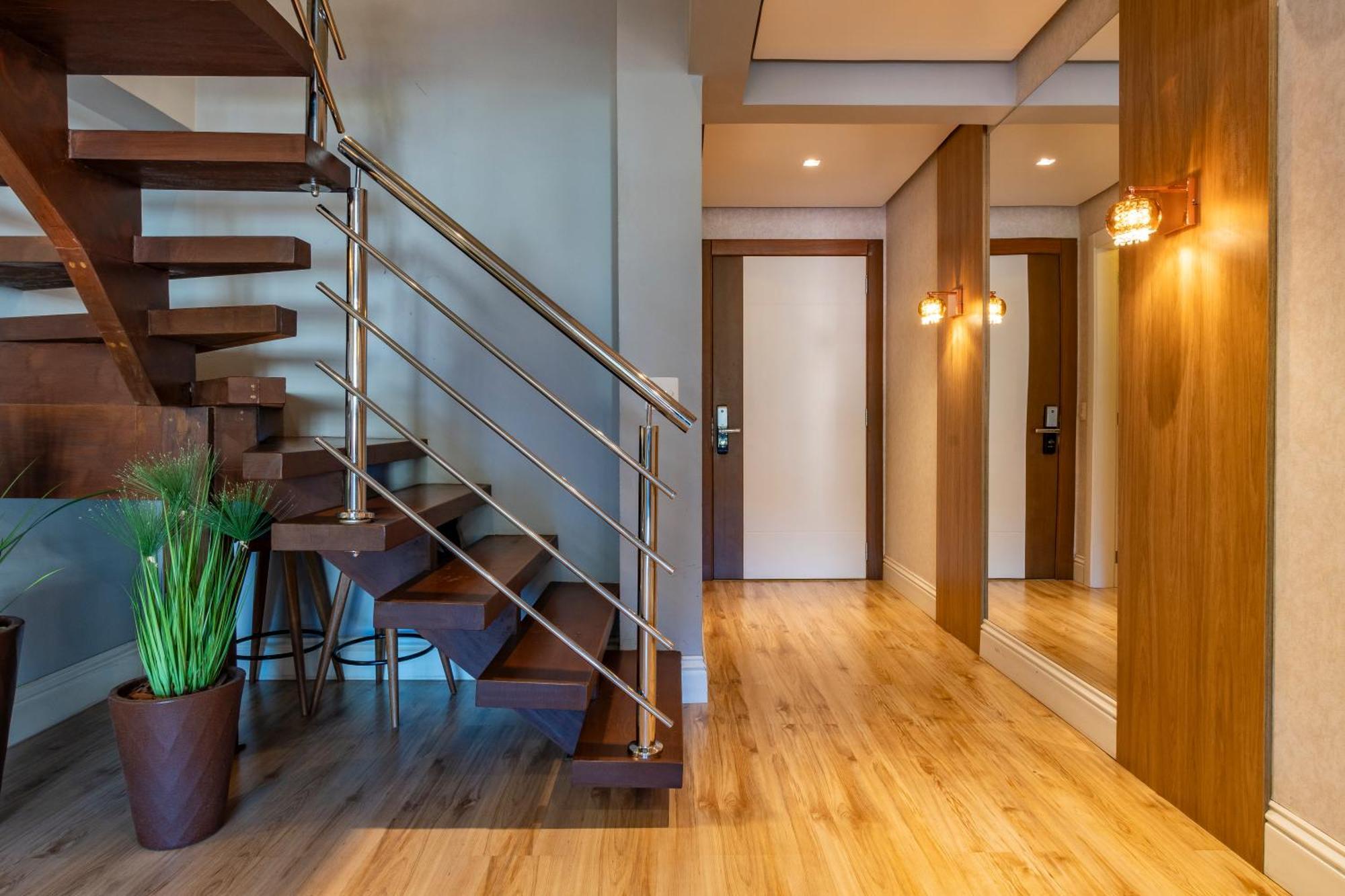 A Apenas 300 Mts Da Rua Coberta, No Exclusivo Via Florida Apartment Gramado Exterior photo