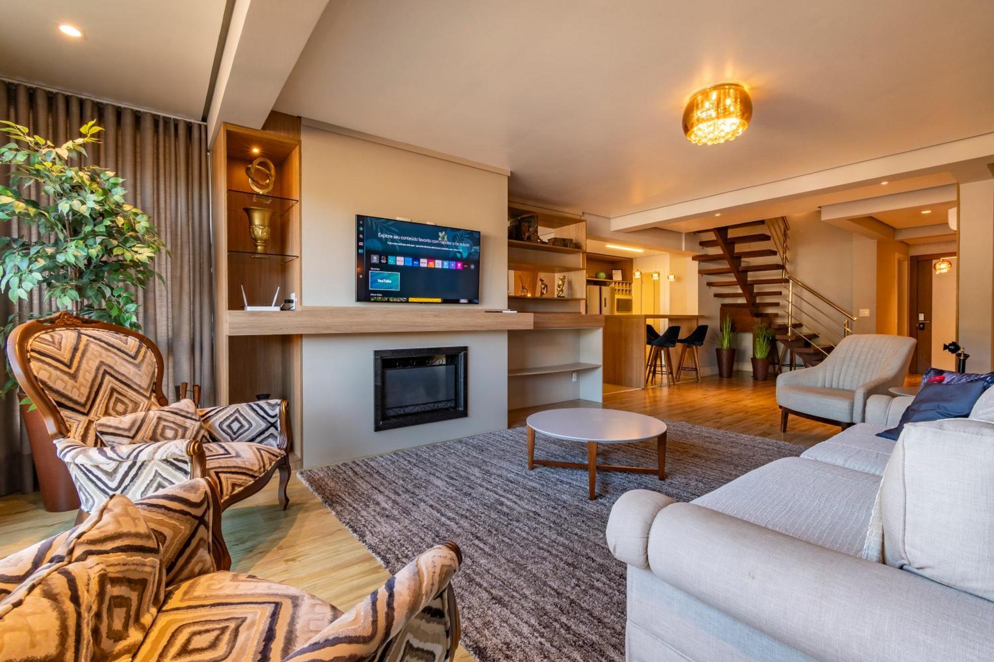 A Apenas 300 Mts Da Rua Coberta, No Exclusivo Via Florida Apartment Gramado Exterior photo